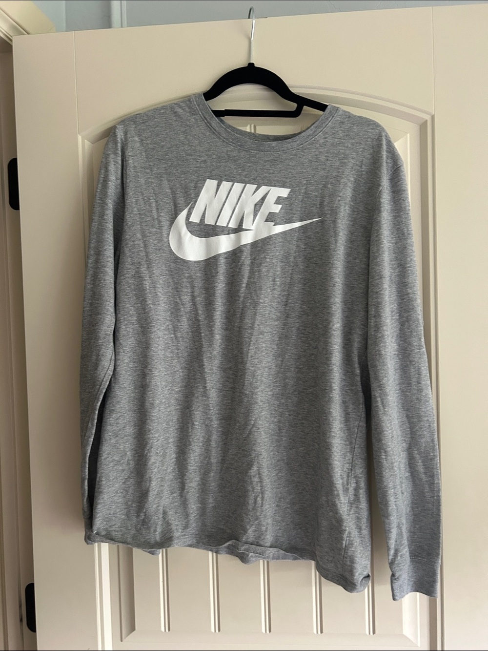 Nike Men’s Long-Sleeve Logo Tee in Gray with White Swoosh